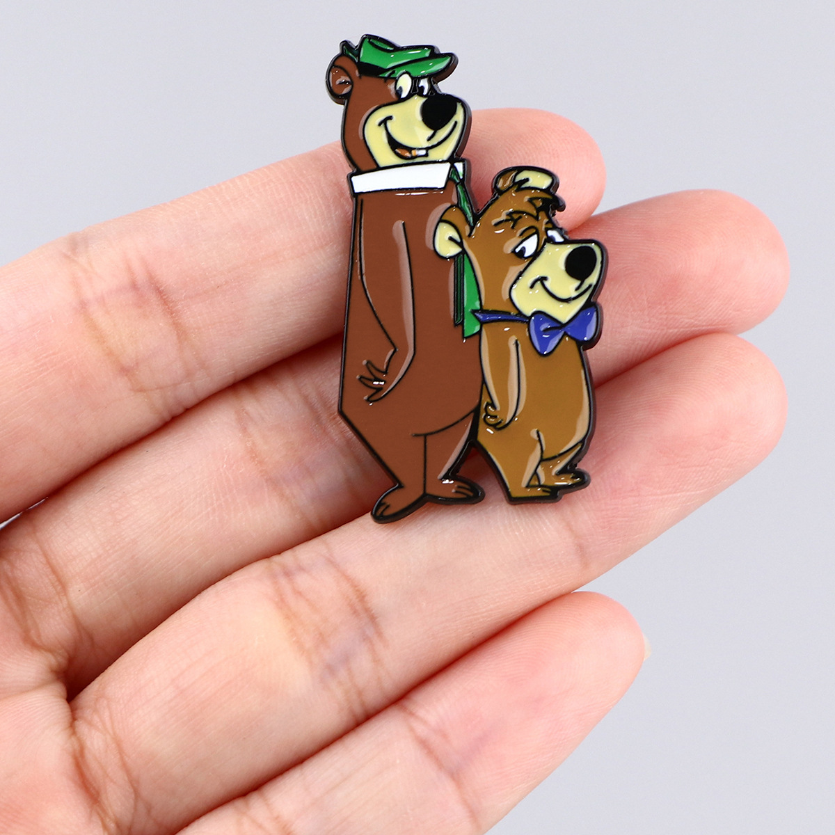 Najnowsza przypinka do klapy z – Pin Button Badge recenzja i cena